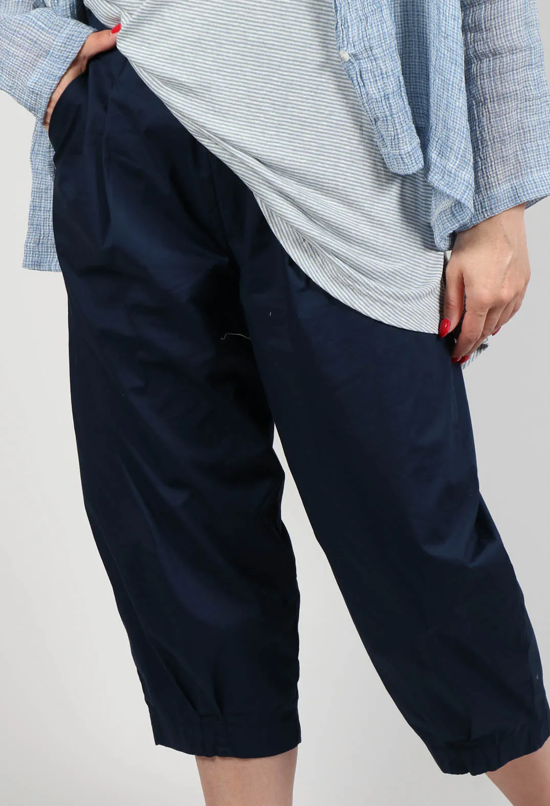 Bianco P Trousers In Blu