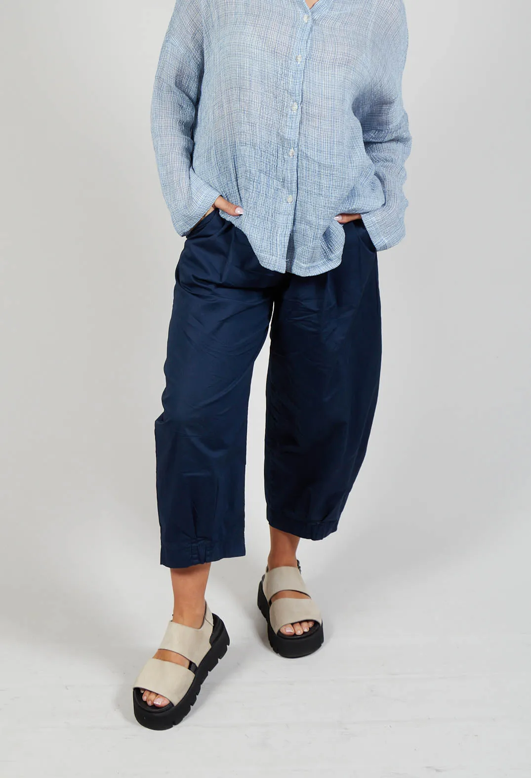 Bianco P Trousers In Blu