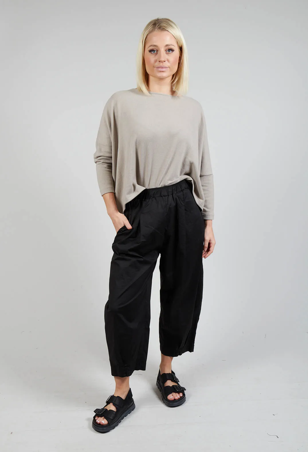 Bianco P Trousers In Nero