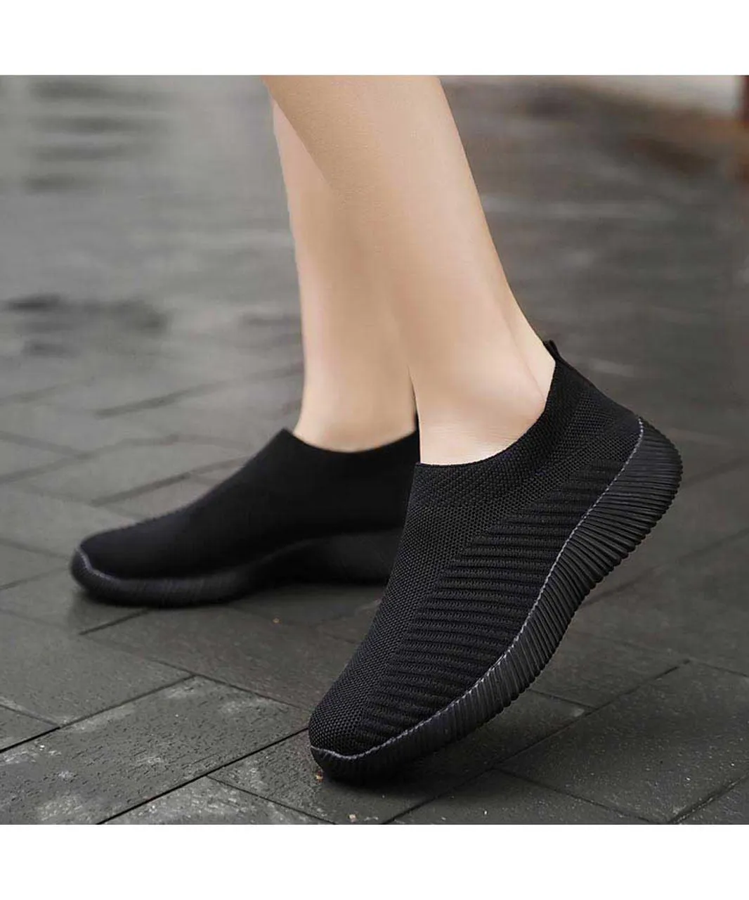 Black texture stripe slip on shoe sneaker