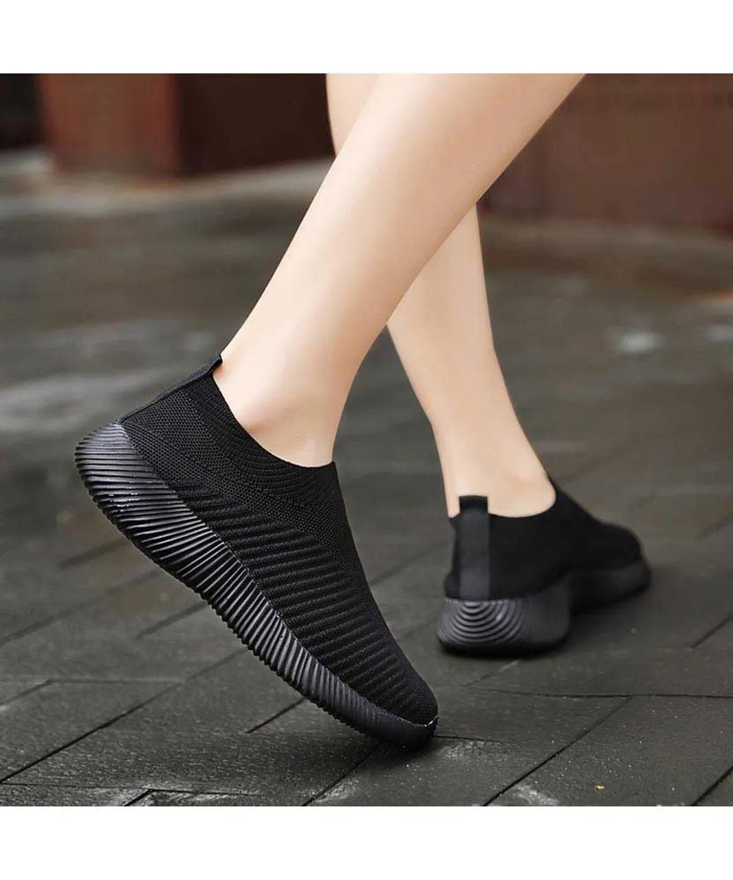 Black texture stripe slip on shoe sneaker