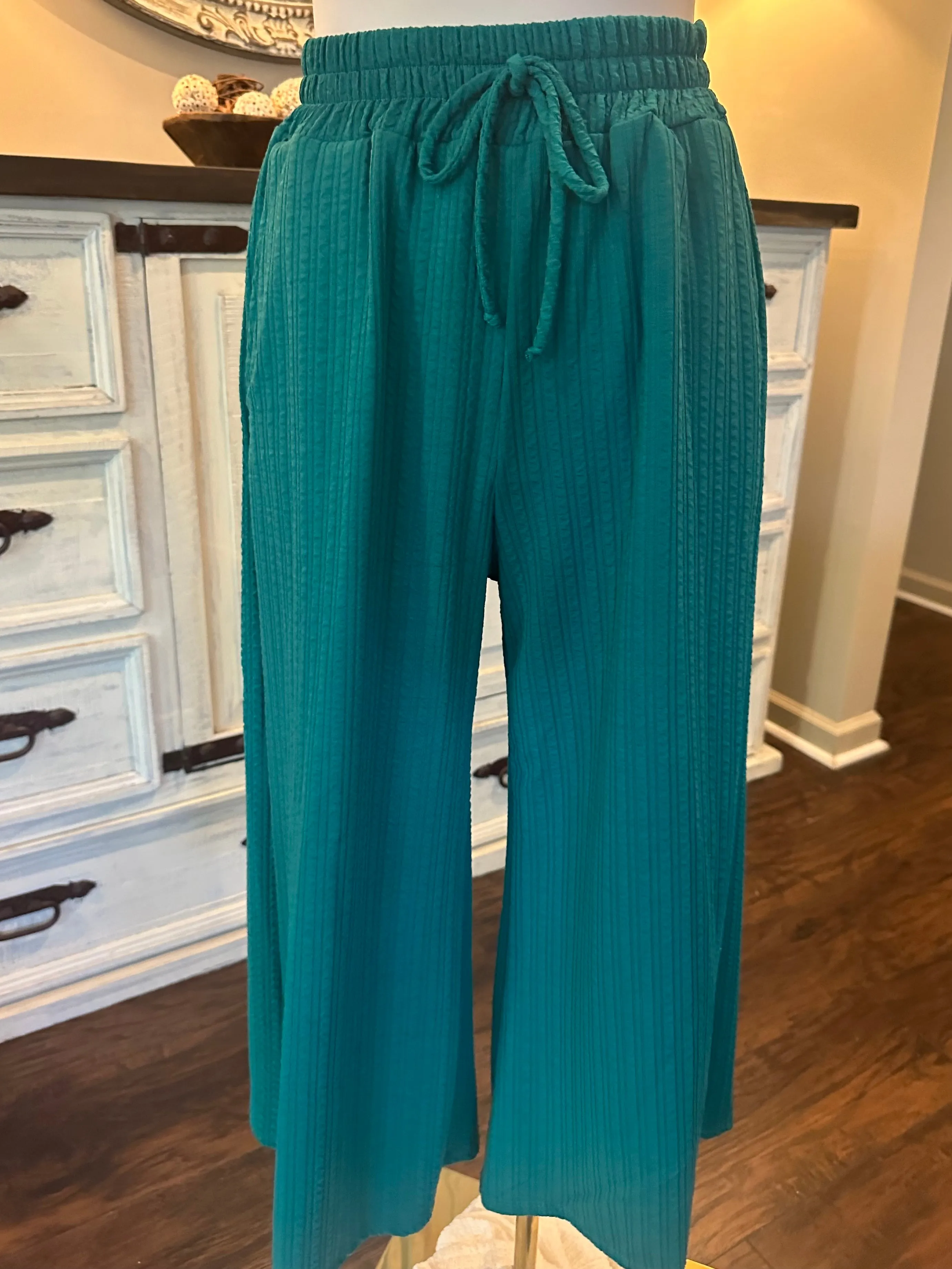 Blumin Cropped Pants in Green