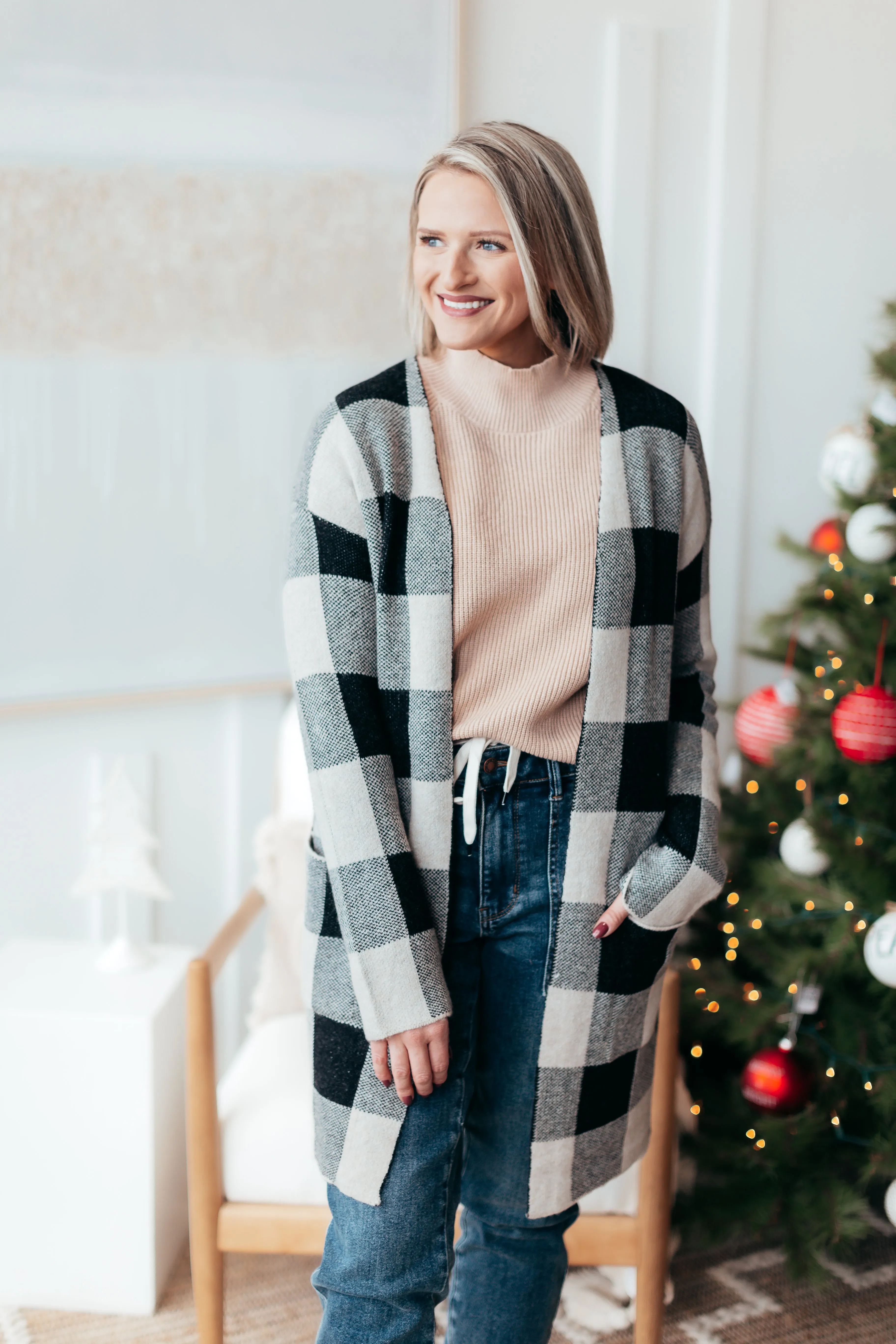 Checkered Long Pocket Cardigan