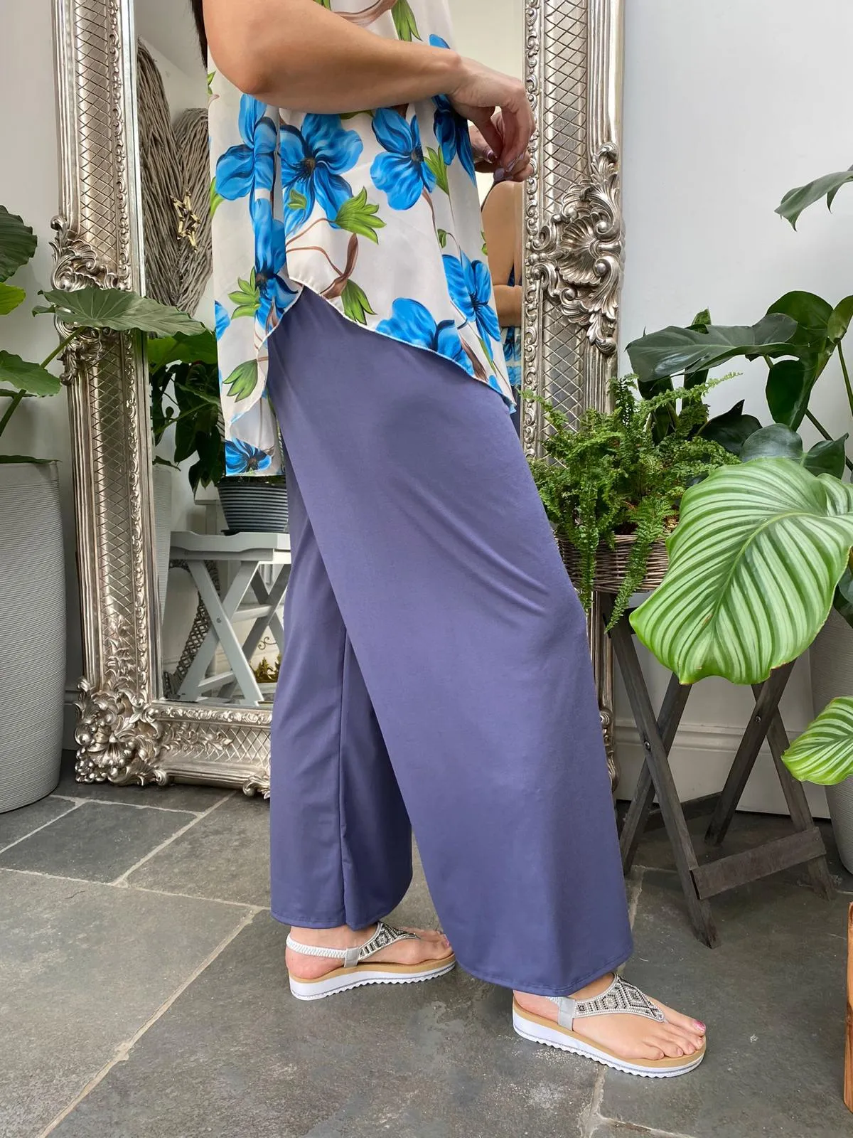 Essential Wide Leg Flow Trousers