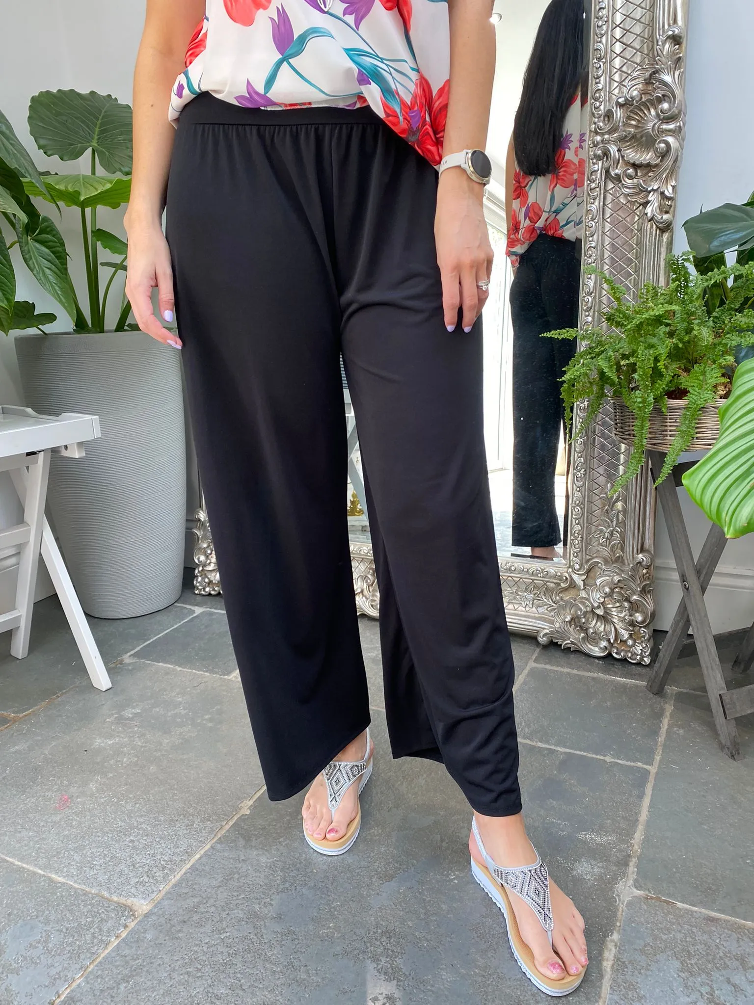 Essential Wide Leg Flow Trousers