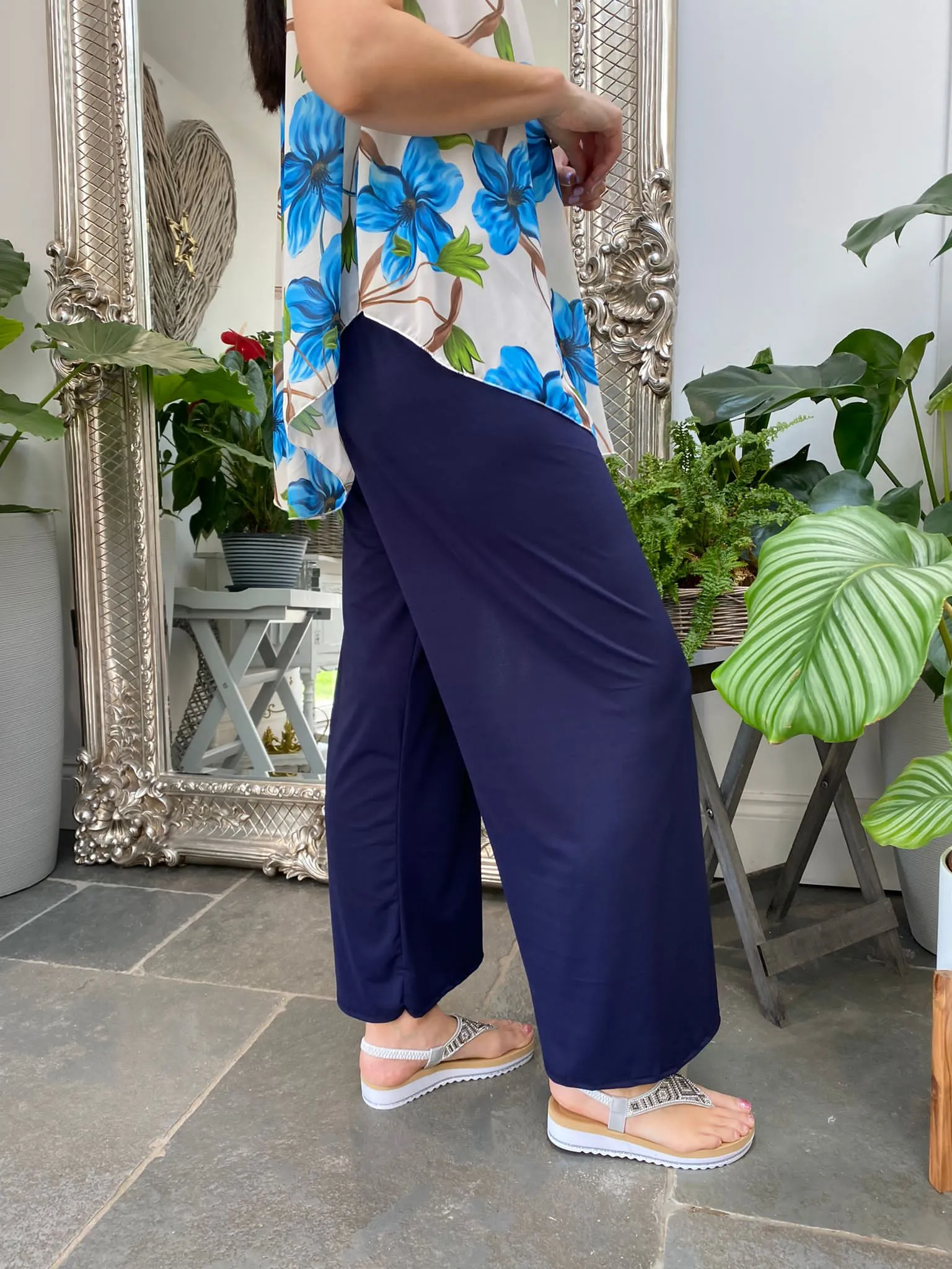 Essential Wide Leg Flow Trousers