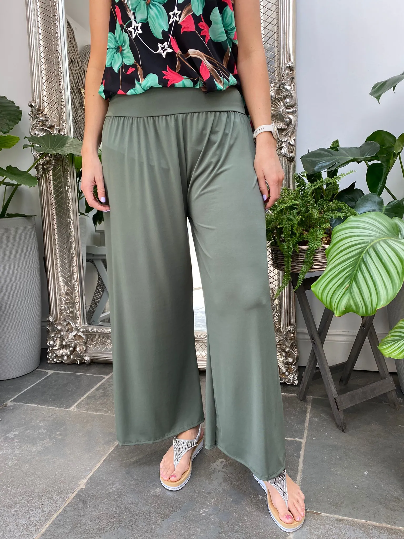 Essential Wide Leg Flow Trousers