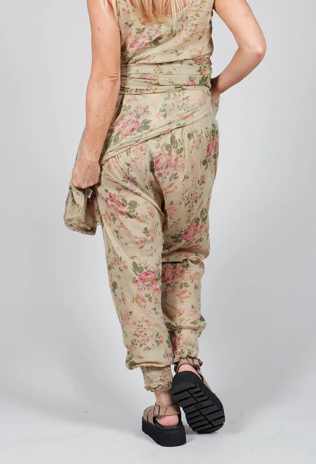 FanFan Trousers in Almond Flowers