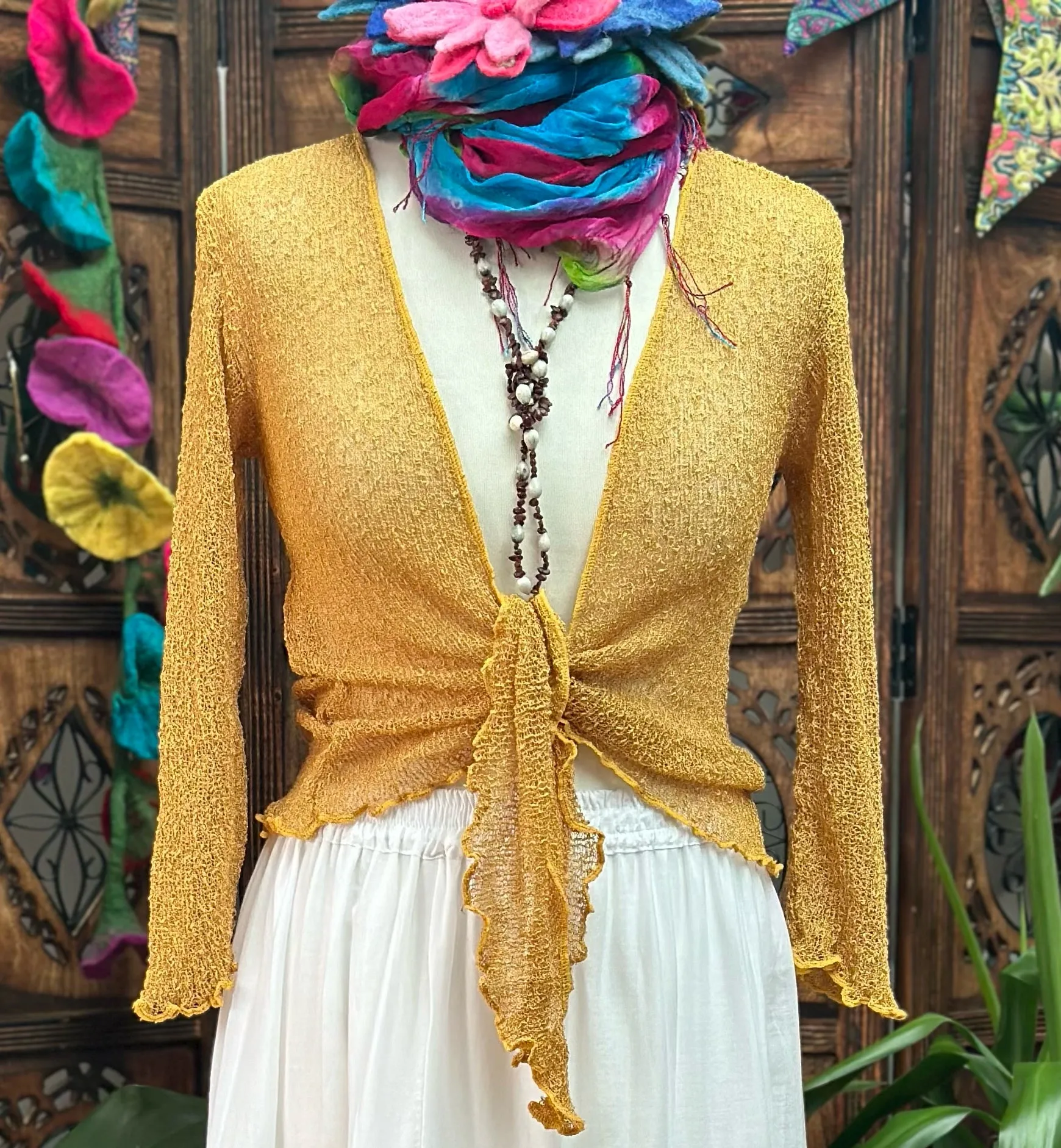 GOLDEN GLOW SHRUG / CARDIGAN