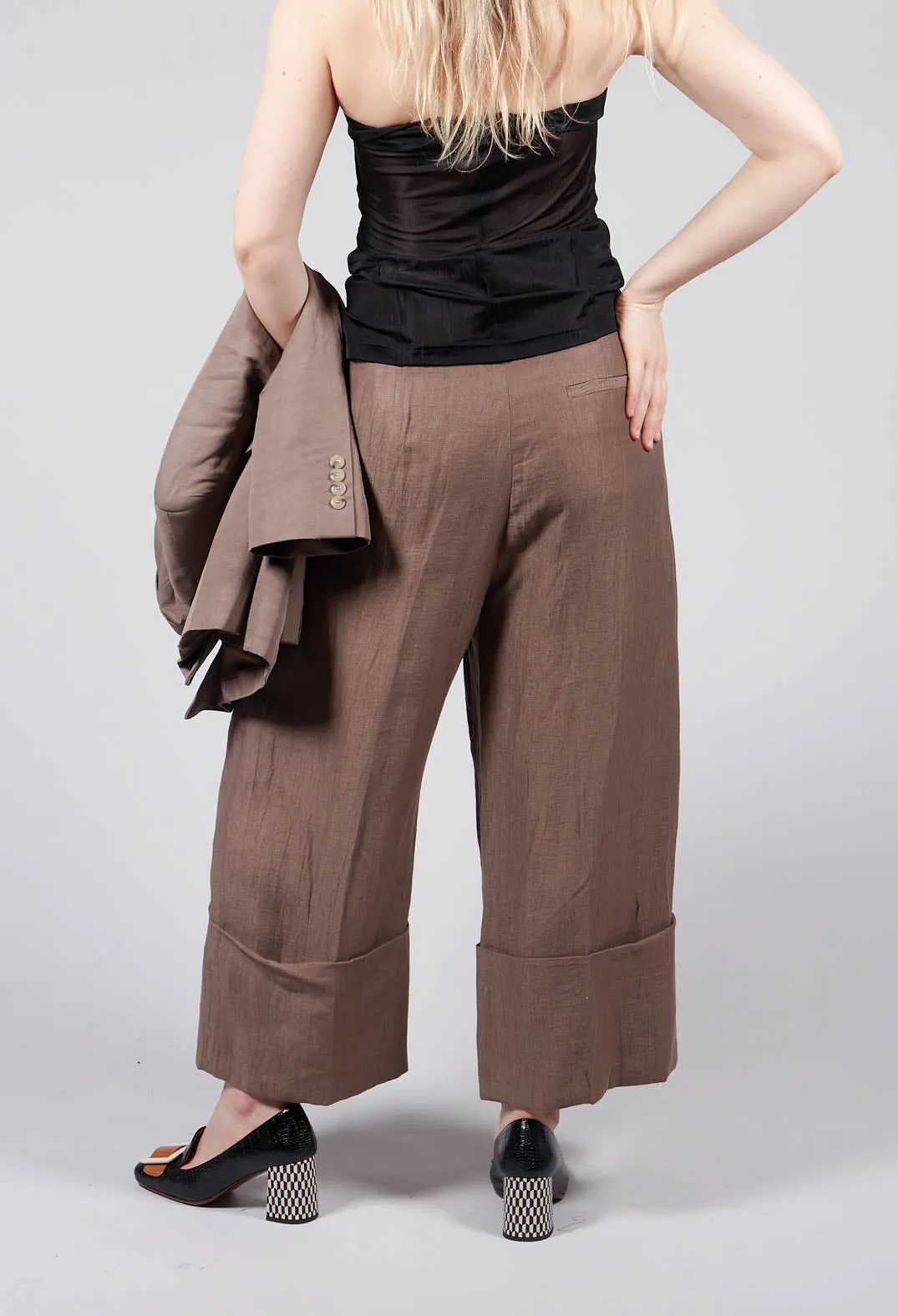 Pants Peressuti in Pecan