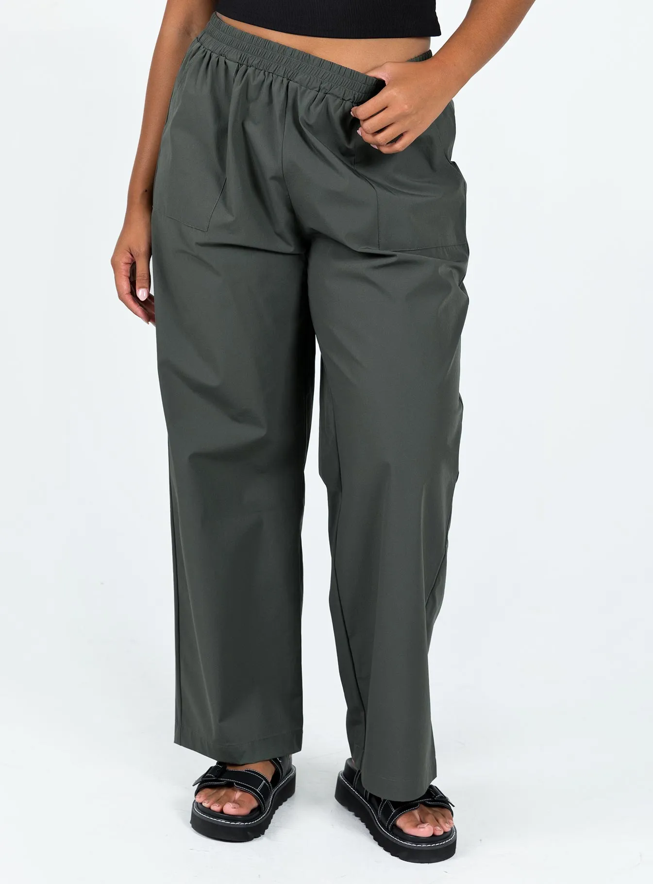 Plevna Nylon Pants Olive