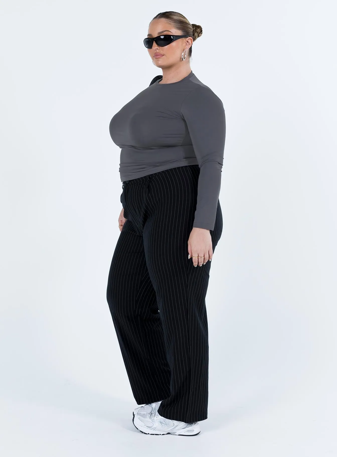 Titius Pants Black Curve