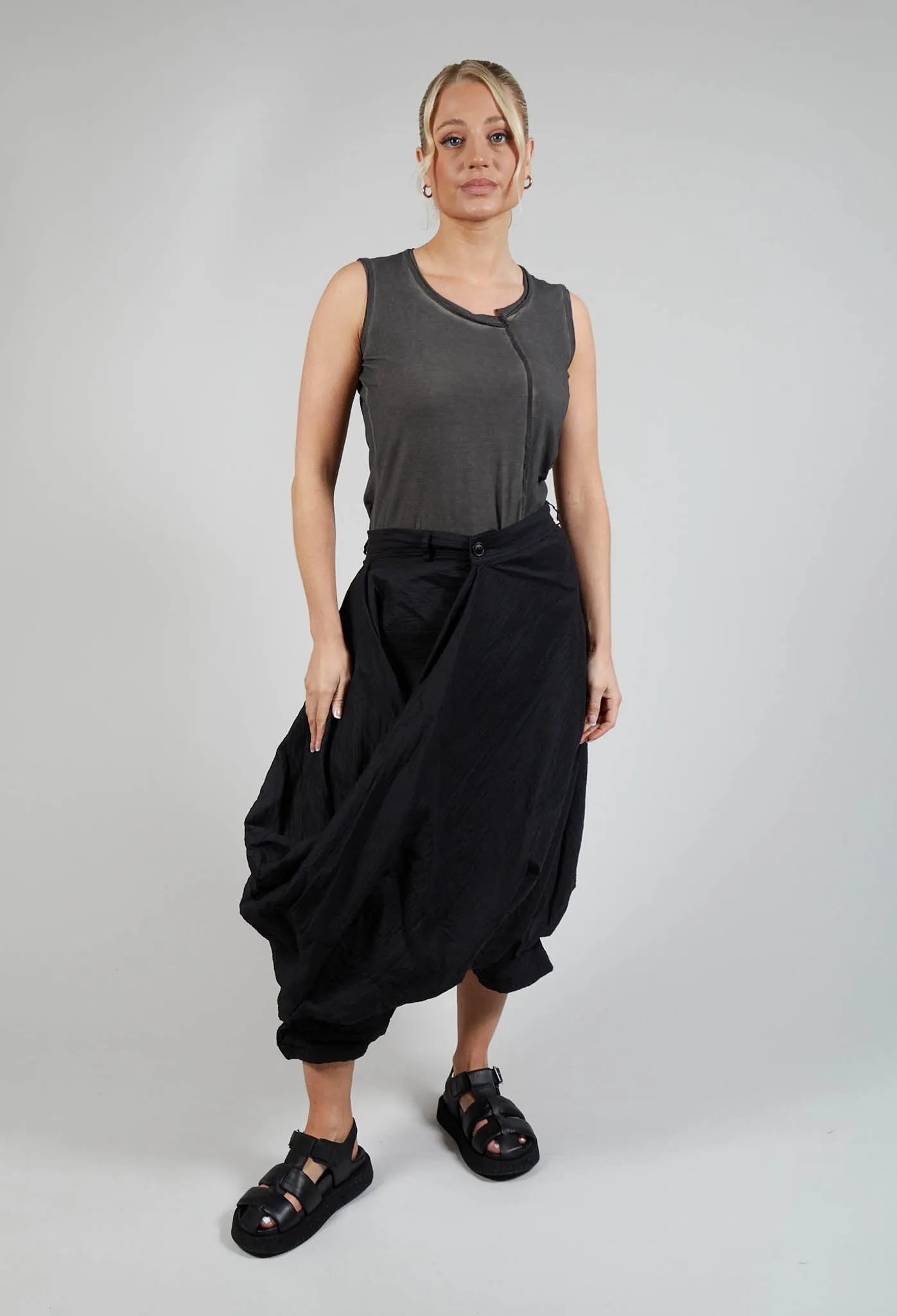 Tucked Fabric Trousers in Black